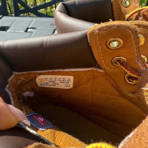 Timberland Kids Boots – Size US 2 – Like New - Picture 6 of 9